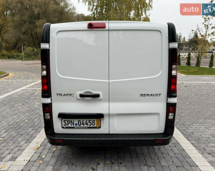 Білий Рено Трафік, об'ємом двигуна 2 л та пробігом 30 тис. км за 26800 $, фото 67 на Automoto.ua