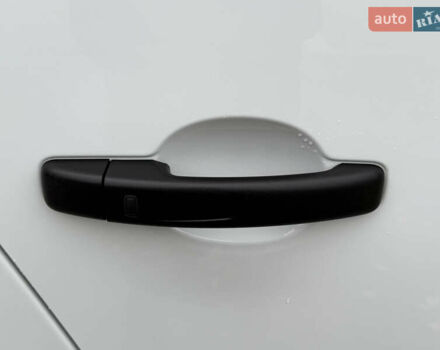 Білий Рено Трафік, об'ємом двигуна 2 л та пробігом 30 тис. км за 26800 $, фото 26 на Automoto.ua