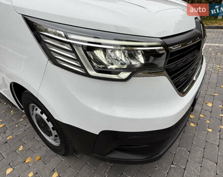 Білий Рено Трафік, об'ємом двигуна 2 л та пробігом 30 тис. км за 26800 $, фото 32 на Automoto.ua