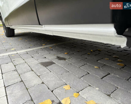 Білий Рено Трафік, об'ємом двигуна 2 л та пробігом 30 тис. км за 26800 $, фото 30 на Automoto.ua