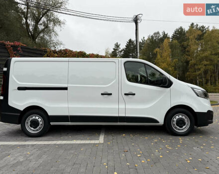 Білий Рено Трафік, об'ємом двигуна 2 л та пробігом 30 тис. км за 26800 $, фото 16 на Automoto.ua