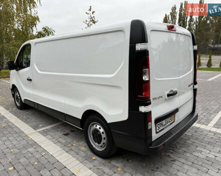 Білий Рено Трафік, об'ємом двигуна 2 л та пробігом 30 тис. км за 26800 $, фото 66 на Automoto.ua