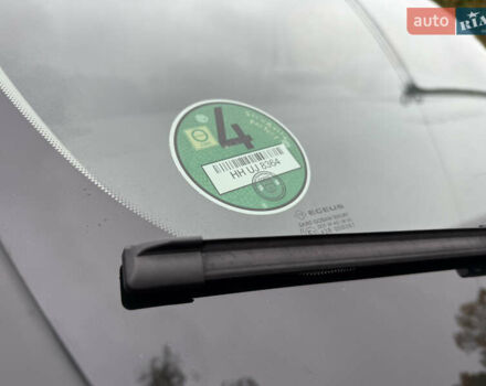 Білий Рено Трафік, об'ємом двигуна 2 л та пробігом 30 тис. км за 26800 $, фото 35 на Automoto.ua