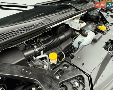 Білий Рено Трафік, об'ємом двигуна 2 л та пробігом 30 тис. км за 26800 $, фото 61 на Automoto.ua