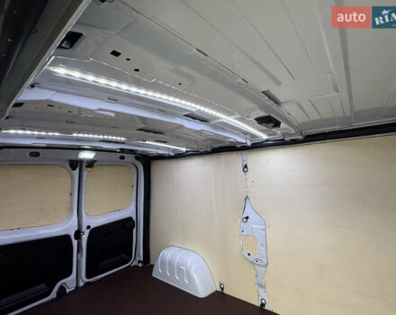 Білий Рено Трафік, об'ємом двигуна 2 л та пробігом 30 тис. км за 26800 $, фото 53 на Automoto.ua