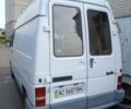 Белый Рено Трафик, объемом двигателя 2.2 л и пробегом 350 тыс. км за 1950 $, фото 2 на Automoto.ua