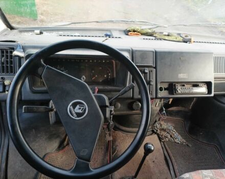 Белый Рено Трафик, объемом двигателя 2.2 л и пробегом 255 тыс. км за 1600 $, фото 6 на Automoto.ua