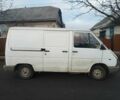 Белый Рено Трафик, объемом двигателя 2.2 л и пробегом 255 тыс. км за 1600 $, фото 1 на Automoto.ua