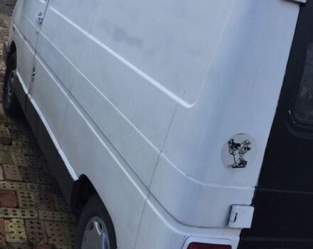 Белый Рено Трафик, объемом двигателя 2.5 л и пробегом 1 тыс. км за 1800 $, фото 2 на Automoto.ua