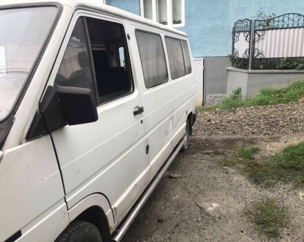 Белый Рено Трафик, объемом двигателя 2.5 л и пробегом 65 тыс. км за 2500 $, фото 5 на Automoto.ua