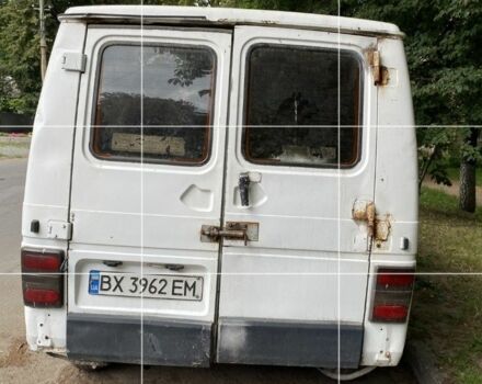 Білий Рено Трафік, об'ємом двигуна 2.5 л та пробігом 400 тис. км за 1000 $, фото 2 на Automoto.ua