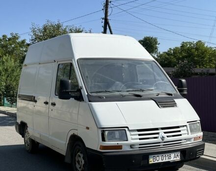 Белый Рено Трафик, объемом двигателя 2.5 л и пробегом 390 тыс. км за 1300 $, фото 5 на Automoto.ua