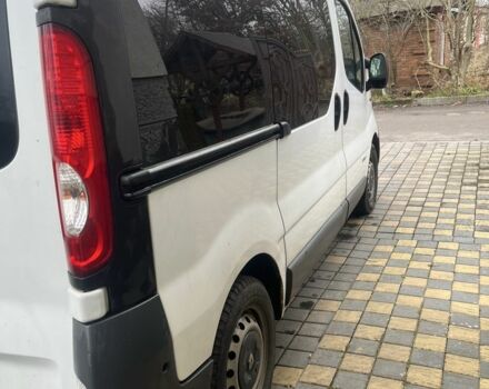 Белый Рено Трафик, объемом двигателя 1.9 л и пробегом 345 тыс. км за 6000 $, фото 2 на Automoto.ua