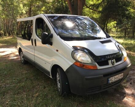 Белый Рено Трафик, объемом двигателя 1.9 л и пробегом 343 тыс. км за 5100 $, фото 2 на Automoto.ua
