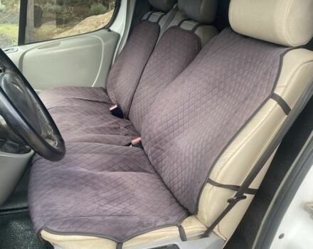 Білий Рено Трафік, об'ємом двигуна 1.9 л та пробігом 687 тис. км за 5300 $, фото 9 на Automoto.ua