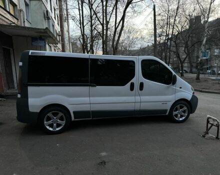 Белый Рено Трафик, объемом двигателя 1.9 л и пробегом 450 тыс. км за 7999 $, фото 9 на Automoto.ua