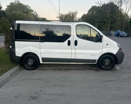 Белый Рено Трафик, объемом двигателя 1.9 л и пробегом 500 тыс. км за 5400 $, фото 4 на Automoto.ua