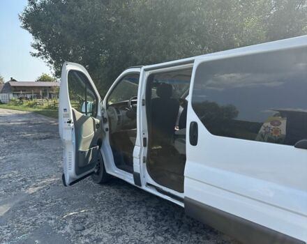 Белый Рено Трафик, объемом двигателя 1.9 л и пробегом 300 тыс. км за 6000 $, фото 7 на Automoto.ua