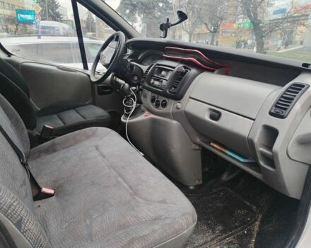 Белый Рено Трафик, объемом двигателя 1.9 л и пробегом 220 тыс. км за 4900 $, фото 3 на Automoto.ua