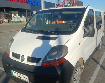 Белый Рено Трафик, объемом двигателя 1.9 л и пробегом 200 тыс. км за 5800 $, фото 4 на Automoto.ua