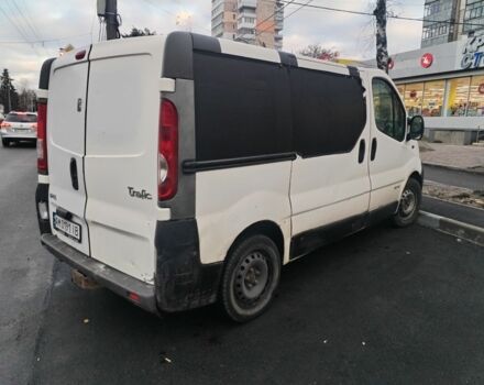 Белый Рено Трафик, объемом двигателя 1.9 л и пробегом 220 тыс. км за 4900 $, фото 2 на Automoto.ua