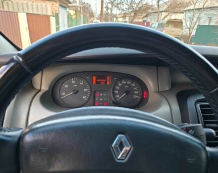 Белый Рено Трафик, объемом двигателя 1.9 л и пробегом 469 тыс. км за 7500 $, фото 9 на Automoto.ua