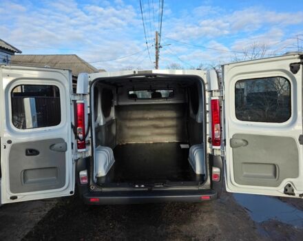 Белый Рено Трафик, объемом двигателя 1.9 л и пробегом 469 тыс. км за 7500 $, фото 8 на Automoto.ua