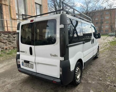 Белый Рено Трафик, объемом двигателя 1.9 л и пробегом 300 тыс. км за 5650 $, фото 1 на Automoto.ua