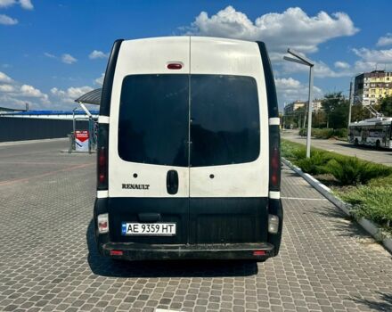 Белый Рено Трафик, объемом двигателя 2.5 л и пробегом 250 тыс. км за 6000 $, фото 3 на Automoto.ua