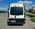 Белый Рено Трафик, объемом двигателя 2.5 л и пробегом 250 тыс. км за 6000 $, фото 3 на Automoto.ua