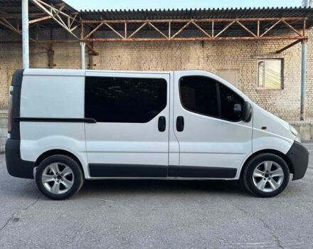 Белый Рено Трафик, объемом двигателя 1.9 л и пробегом 286 тыс. км за 6500 $, фото 4 на Automoto.ua