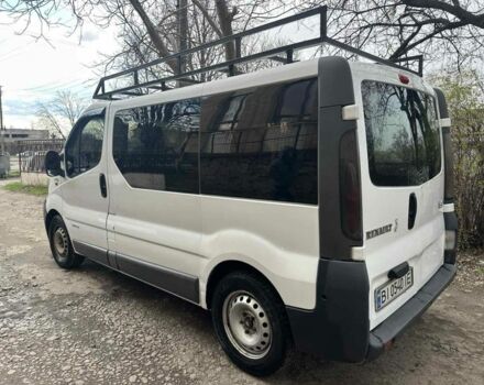 Белый Рено Трафик, объемом двигателя 1.9 л и пробегом 300 тыс. км за 5650 $, фото 2 на Automoto.ua