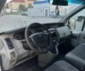 Белый Рено Трафик, объемом двигателя 2 л и пробегом 450 тыс. км за 5900 $, фото 2 на Automoto.ua