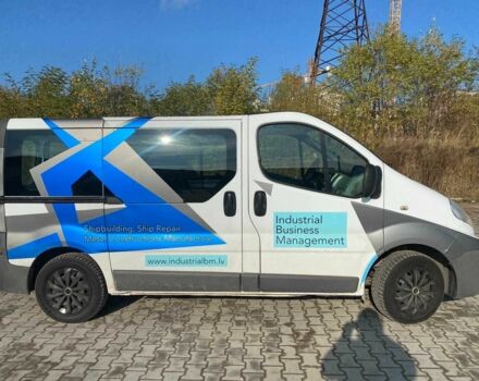 Белый Рено Трафик, объемом двигателя 2 л и пробегом 275 тыс. км за 4900 $, фото 6 на Automoto.ua