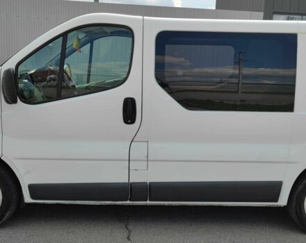 Белый Рено Трафик, объемом двигателя 2 л и пробегом 483 тыс. км за 6900 $, фото 3 на Automoto.ua