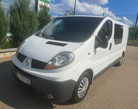 Белый Рено Трафик, объемом двигателя 2 л и пробегом 440 тыс. км за 6900 $, фото 2 на Automoto.ua