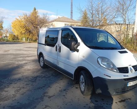 Белый Рено Трафик, объемом двигателя 2 л и пробегом 280 тыс. км за 8267 $, фото 1 на Automoto.ua