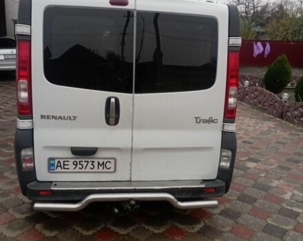 Белый Рено Трафик, объемом двигателя 2.5 л и пробегом 290 тыс. км за 8200 $, фото 7 на Automoto.ua