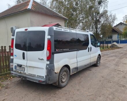 Рено Трафик 2008 в Ровно на Automoto.ua Белый Рено Трафик, объемом двигателя 2 л и пробегом 521 тыс. км за 6850 $, фото 3 на Automoto.ua