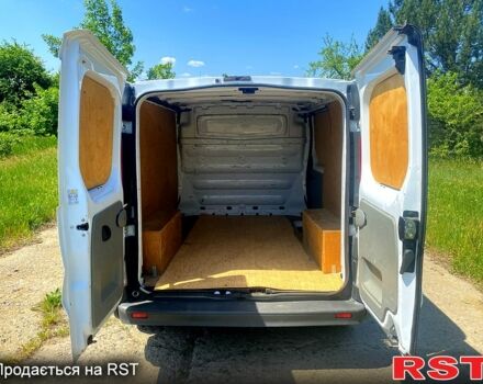 Белый Рено Трафик, объемом двигателя 2 л и пробегом 230 тыс. км за 8900 $, фото 5 на Automoto.ua