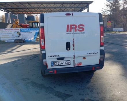 Белый Рено Трафик, объемом двигателя 2 л и пробегом 280 тыс. км за 8267 $, фото 4 на Automoto.ua