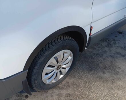 Белый Рено Трафик, объемом двигателя 2 л и пробегом 280 тыс. км за 8267 $, фото 6 на Automoto.ua