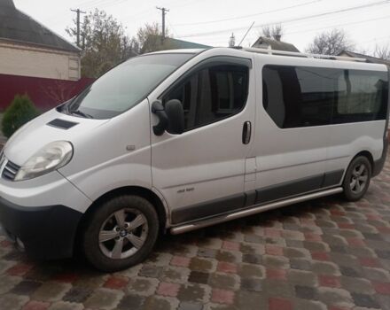 Белый Рено Трафик, объемом двигателя 2.5 л и пробегом 290 тыс. км за 8200 $, фото 3 на Automoto.ua