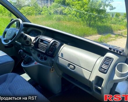 Белый Рено Трафик, объемом двигателя 2 л и пробегом 230 тыс. км за 8900 $, фото 6 на Automoto.ua
