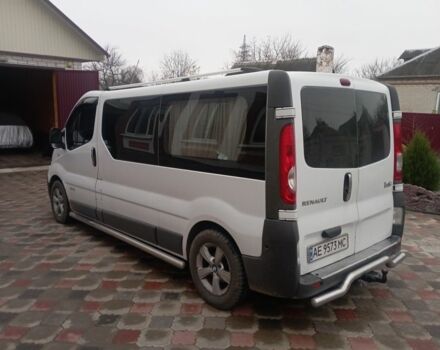 Белый Рено Трафик, объемом двигателя 2.5 л и пробегом 290 тыс. км за 8200 $, фото 5 на Automoto.ua