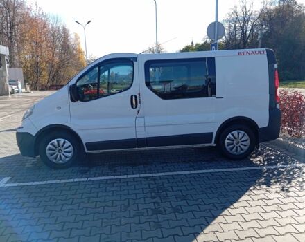Белый Рено Трафик, объемом двигателя 2 л и пробегом 280 тыс. км за 8267 $, фото 9 на Automoto.ua