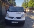Белый Рено Трафик, объемом двигателя 2 л и пробегом 439 тыс. км за 6500 $, фото 1 на Automoto.ua