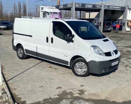 Белый Рено Трафик, объемом двигателя 2.5 л и пробегом 309 тыс. км за 7700 $, фото 17 на Automoto.ua