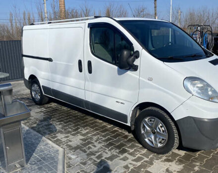 Белый Рено Трафик, объемом двигателя 2.5 л и пробегом 309 тыс. км за 7700 $, фото 4 на Automoto.ua