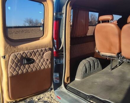 Белый Рено Трафик, объемом двигателя 0 л и пробегом 280 тыс. км за 10500 $, фото 5 на Automoto.ua